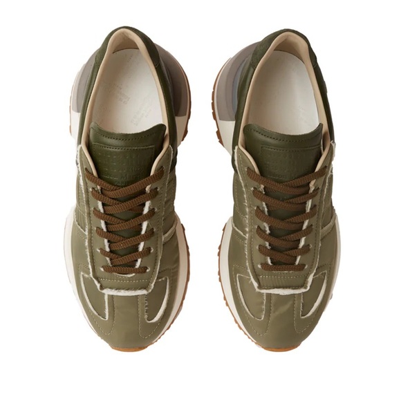 Maison Margiela 50-50 Sneakers in Olive - Picture 2 of 10